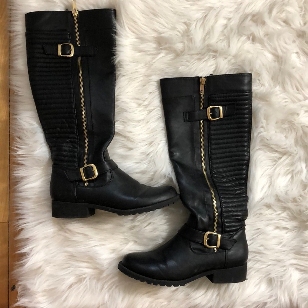Black boots